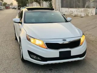 2012 Kia Optima في Sharjah سيارة مستعملة