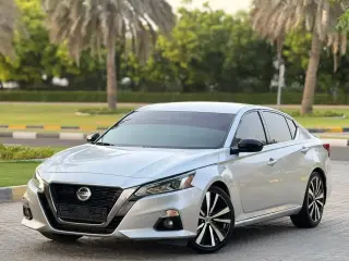 2019 Nissan Altima in Sharjah used car
