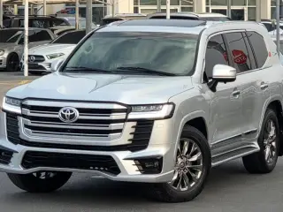 2009 Toyota Land Cruiser in Sharjah used car