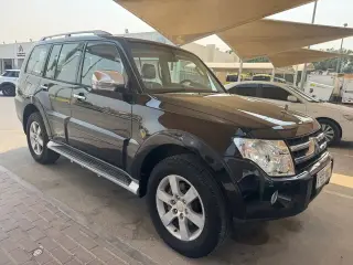 2008 Mitsubishi Pajero in Sharjah used car