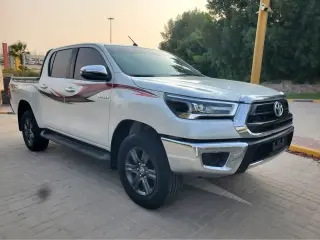 2023 Toyota Hilux in Sharjah used car