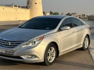 2013 Hyundai Sonata in Sharjah used car
