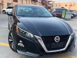 2022 Nissan Altima in Sharjah used car