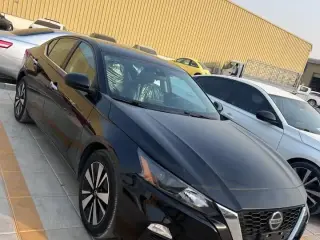 2022 Nissan Altima in Sharjah used car