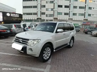 2011 Mitsubishi Pajero in Sharjah used car