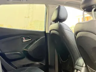 2014 Hyundai Tucson in Sharjah used car