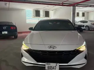 2022 Hyundai Elentra in Sharjah used car