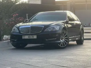 2009 Mercedes-Benz S-Class in Sharjah used car