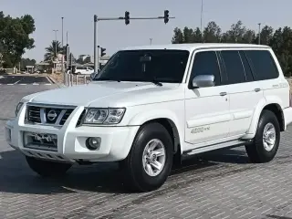 2002 Nissan Patrol Super Safari in Sharjah used car