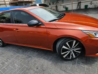 2021 Nissan Altima in Sharjah used car