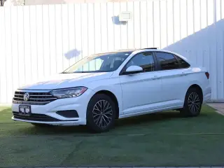 2020 Volkswagen Jetta in Sharjah used car