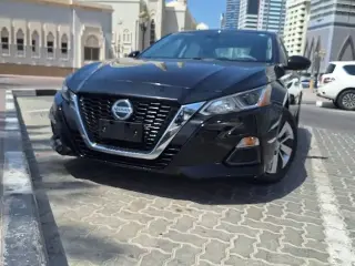 2021 Nissan Altima in Sharjah used car