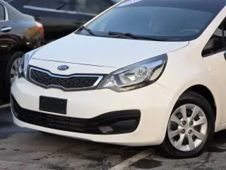 2015 Kia Rio in Sharjah used car