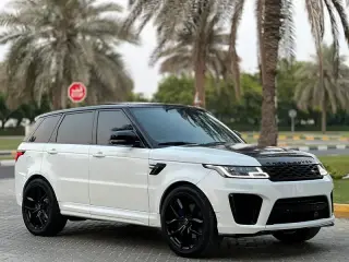 2015 Land Rover Range Rover Sport in Sharjah used car