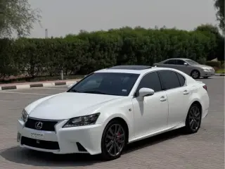 2014 Lexus GS in Sharjah used car