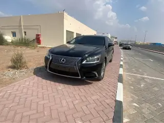 2013 Lexus LS 460 in Sharjah used car