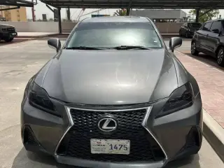 2007 Lexus IS in Sharjah used car