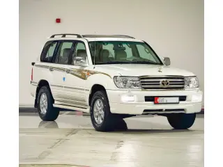 2007 Toyota Land Cruiser in Sharjah used car