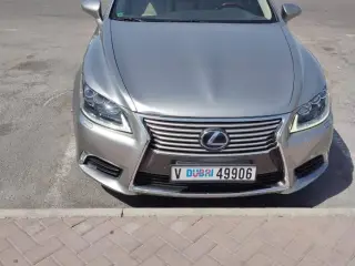 2015 Lexus LS 600 in Sharjah used car