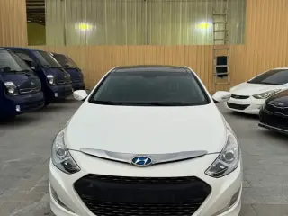 2012 Hyundai Sonata in Sharjah used car
