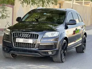 2014 Audi Q7 in Sharjah used car