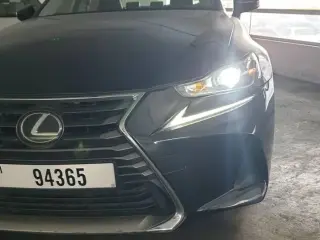 2018 Lexus IS in Sharjah used car