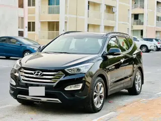 2015 Hyundai Santa Fe in Sharjah used car