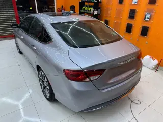 2015 Chrysler 200 in Sharjah used car