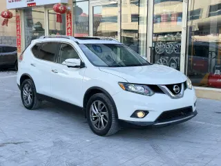 2015 Nissan Rogue in Sharjah used car