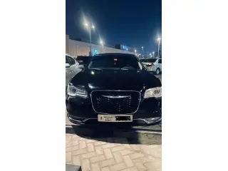 2015 Chrysler 300 in Sharjah used car