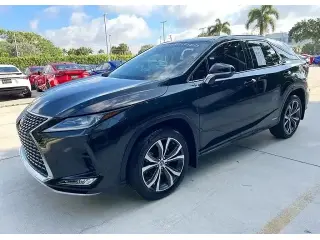 2023 Lexus LX in Sharjah used car