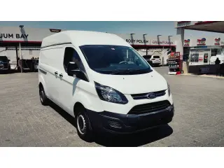 2017 Ford Transit in Sharjah used car