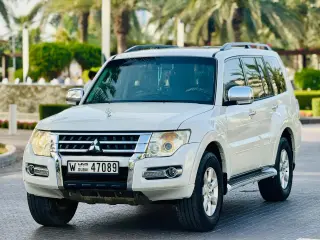 2018 Mitsubishi Pajero in Sharjah used car