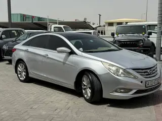 2011 Hyundai Sonata in Sharjah used car
