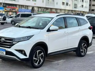 2021 Toyota Rush في Sharjah سيارة مستعملة