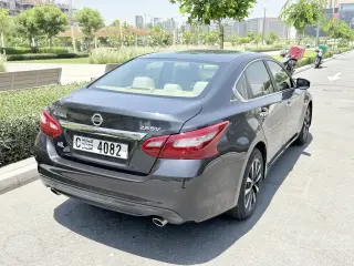 2018 Nissan Altima في Sharjah سيارة مستعملة