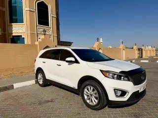 2018 Kia Sorento في Sharjah سيارة مستعملة