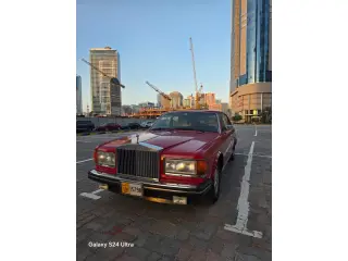 1990 Rolls Royce Silver Cloud في Sharjah سيارة مستعملة