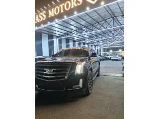 2020 Cadillac Escalade في Sharjah سيارة مستعملة
