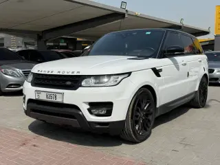2017 Land Rover Range Rover Sport في Sharjah سيارة مستعملة