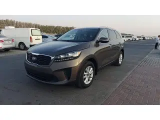 2020 Kia Sorento في Sharjah سيارة مستعملة