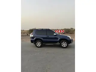 2004 Toyota Prado في Sharjah سيارة مستعملة